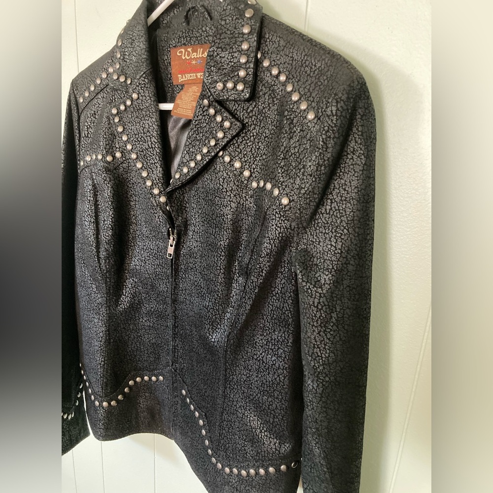 Walls Ranch Vintage womens SZ L Black leather Western style jacket stud accents - Picture 5 of 15